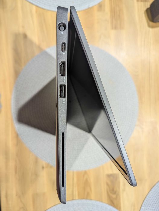 Dell Latitude 7300 IPS FHD i7-8665u/8gb ddr4/256gb m2/win