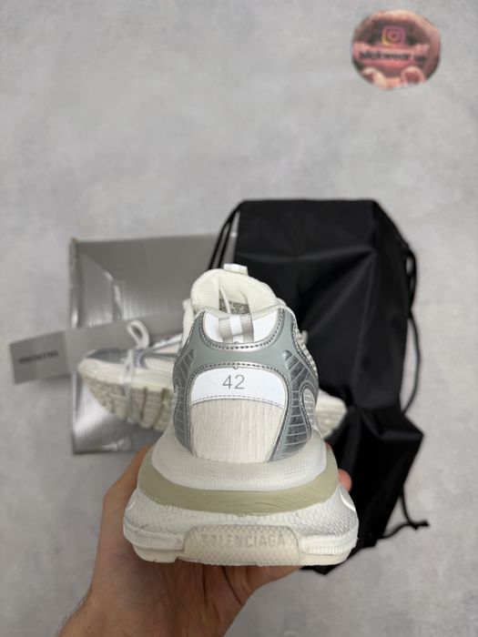 кроссовки balenciaga 3xl  white s m l vetements acne studios rick owens  project gr