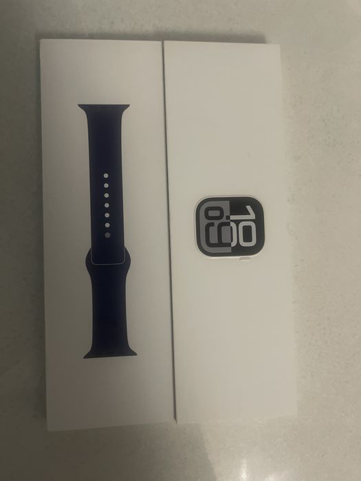 Apple Watch 10  состояние 5+