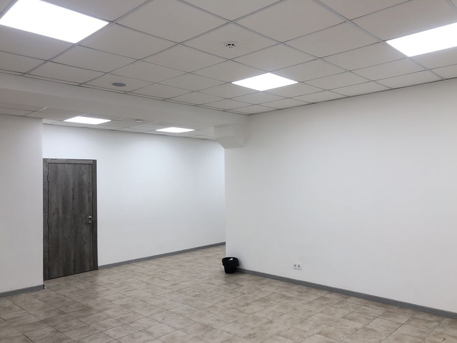 Оренда БЦ Пасаж цокольний поверх