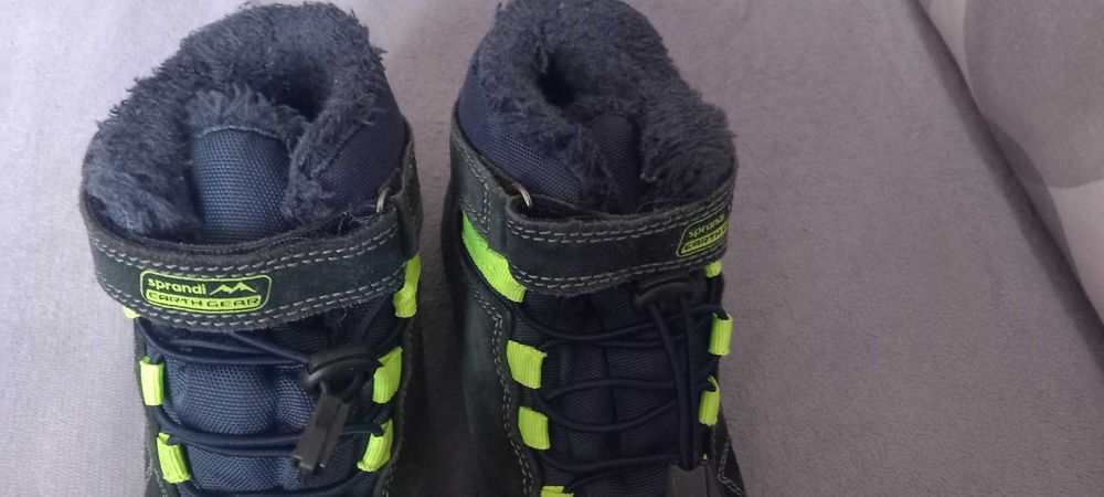 Buty zimowe kozaki śniegowce sprandi 33 chłopięce