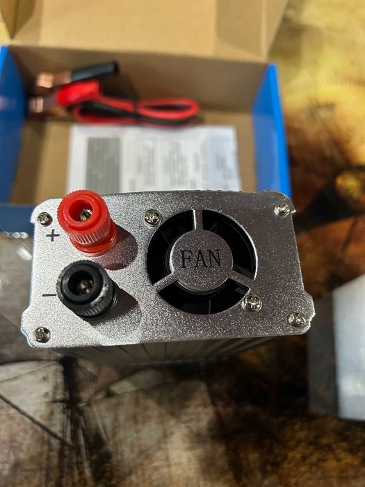 Инвертор 12 220V 1500W преобразователь напряжения