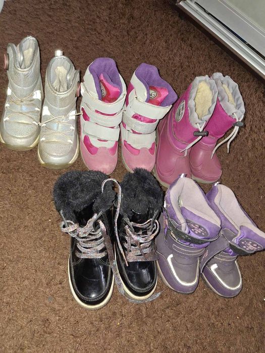 Зимові та осінні сапоги ботінки на дівчинку 27-28 розміри