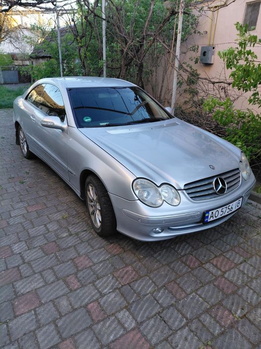 Mercedes  1.8  модель CLK 2004  год