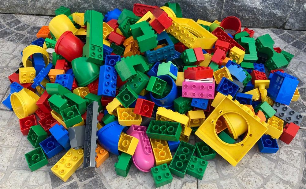 Conjunto de 359 Peças Variadas LEGO Duplo