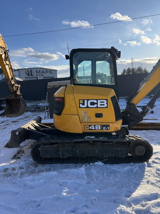 Продається JCB Z-48 Резинова гусениця.