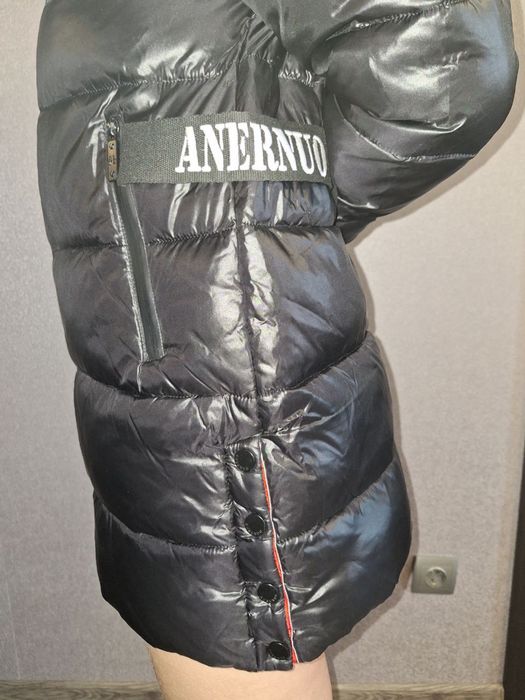 Зимний пуховик и шапка