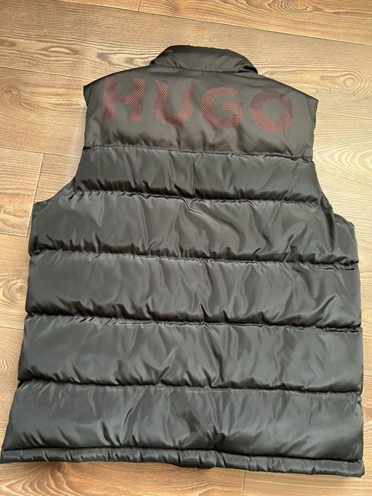 Продам жилетку Hugo