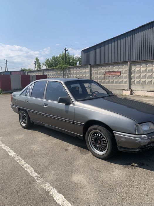 • Opel Оmega А •