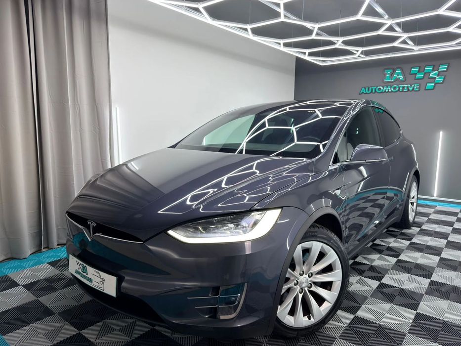 Tesla Model X 100D