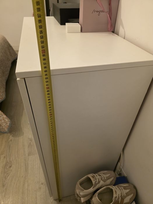 Armário branco BRIMNES