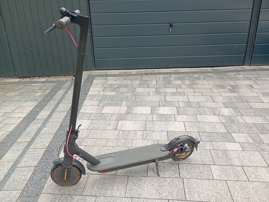 Xiaomi Mi Electric Scooter Pro 2