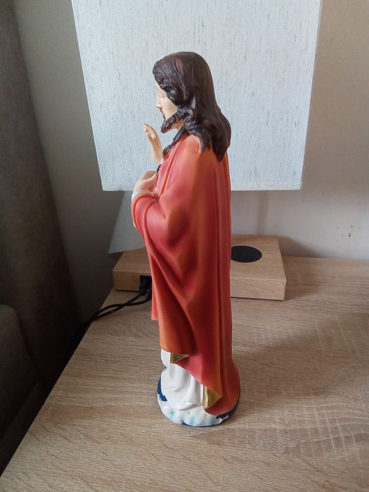 Święta figurka, Pan Jezus ,nowa,wysoka