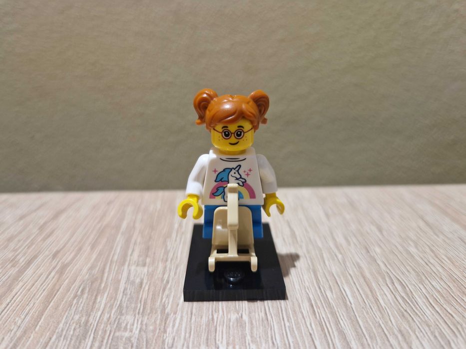 Lego Minifigures 71037 Seria 24 dziewczynka na koniku #11