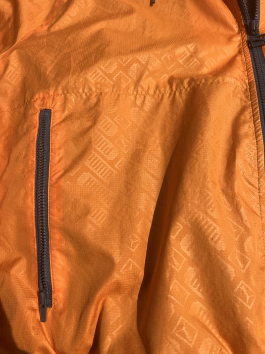 Вітрівка Puma SportLifestyle Monogram Windbreaker