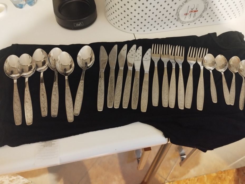 Sztućce  zestaw bez jednej lyzeczki