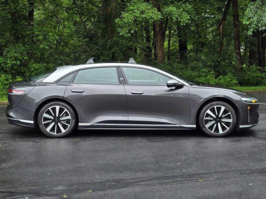 Lucid Air Grand Touring      2022