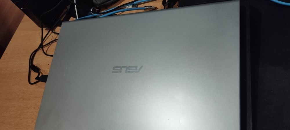 ASUS - I7 1165G7/ 16 GB RAM/ 512 GB SSD/W11/ F515EA64283861229697124