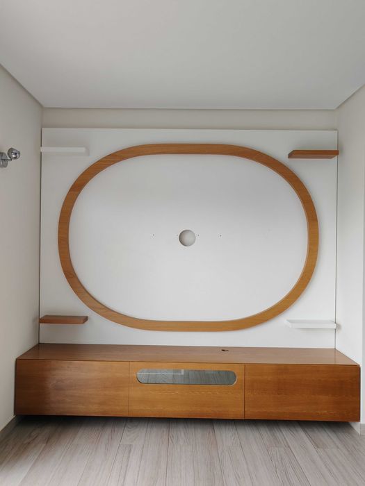 Móvel de TV 250cm em Madeira + Painel Decorativo | Sala