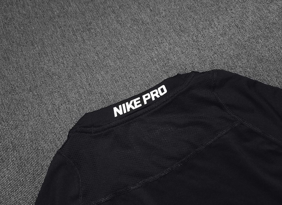 Рашгард Nike Pro
