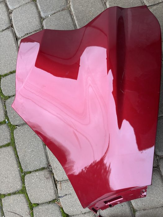 Ford Kuga escape Naroznik zderzaka tylny  prawy ruby red