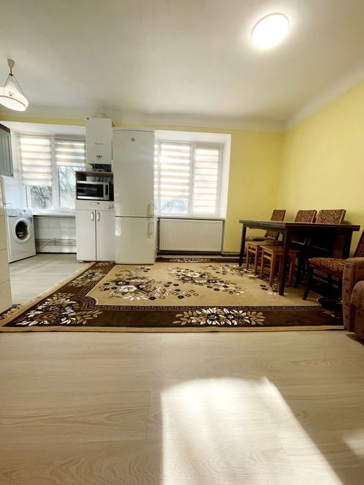 Оренда 2кім.біля парку,вул Чорновола з є/рем.