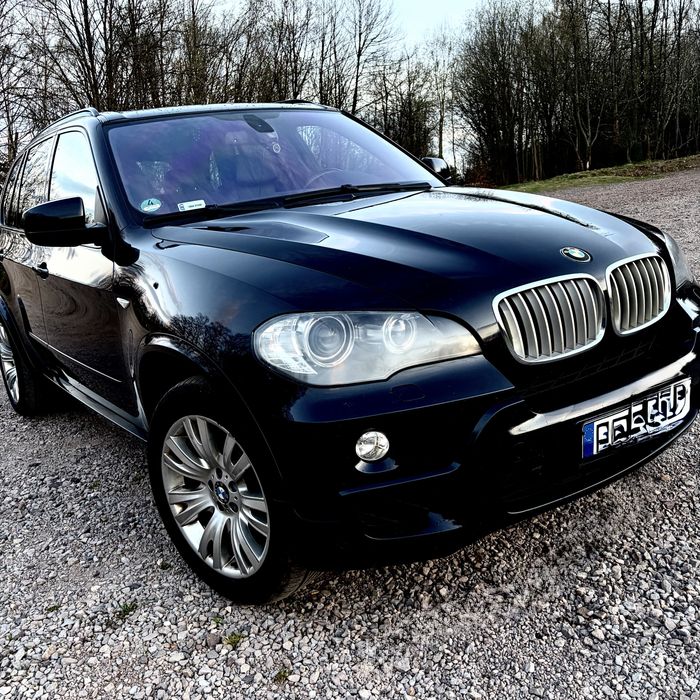 Auto BMWx5. E 70  ful wyposażony