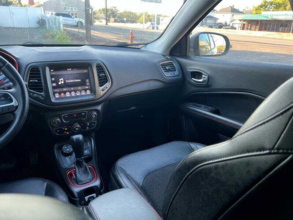 Jeep Compass Trailhawk      2018