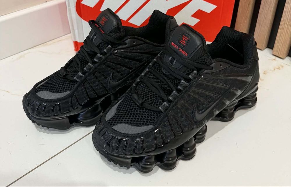 Sprzedam buty nike shox rozmiar 41