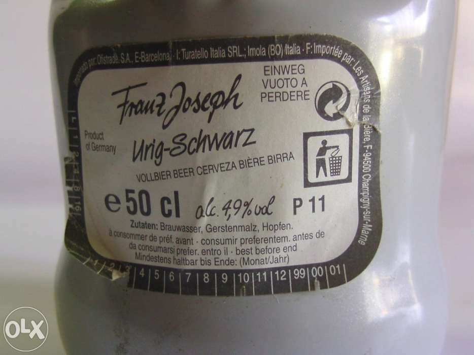 Garrafa com simbolo de carro