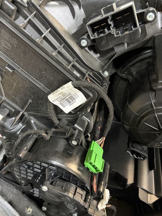 Nagrzewnica Komplet Belka Range Rover Evoque L538