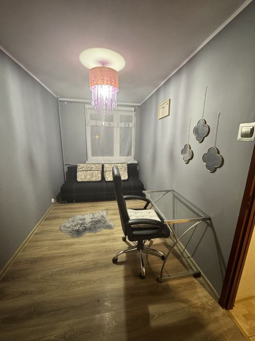 Mieszkanie  przy ul.Żareckiej, 3 duże pokoje , umeblowane . Dostępne od zaraz! - Widok 3