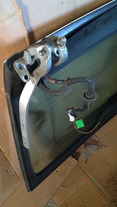 Tampa de mala traseira vidro VW Touareg 2003/2010.