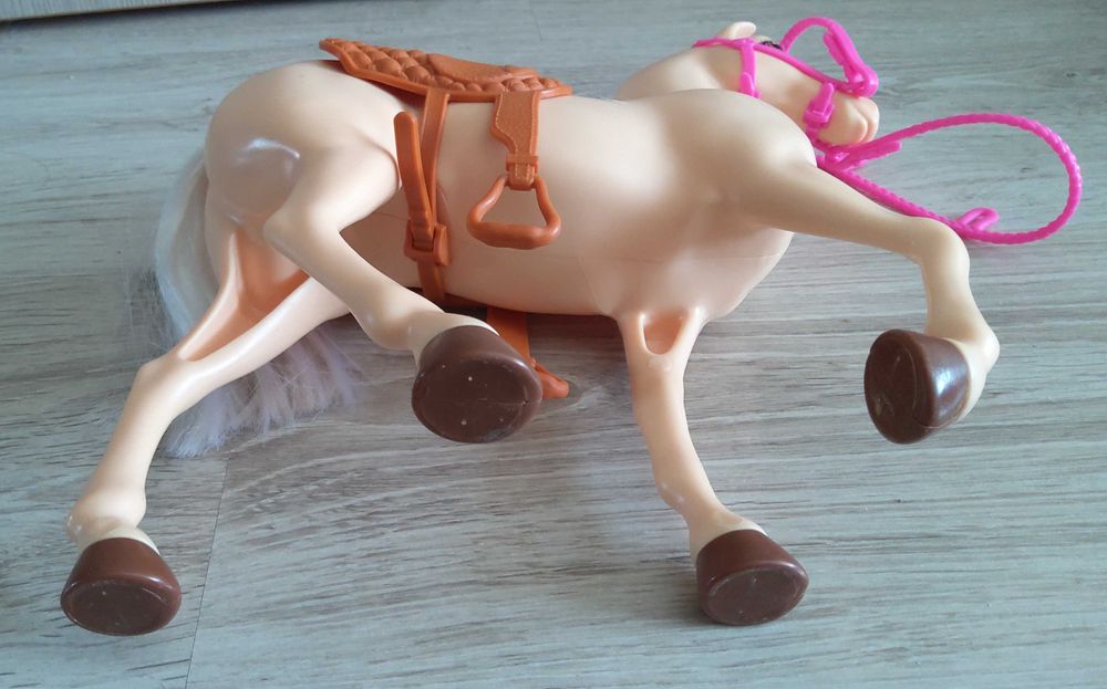 Konik koń Barbie