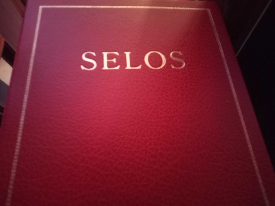 selos do marido, sentadinhos no sofá a ver tv