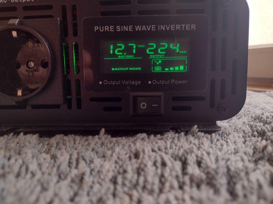 Przetwornica napięcia 12/230v ,5000/2500w, czysty sinus