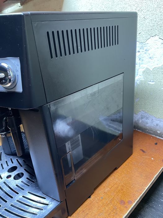 Кавомашина Delonghi MAGNIFICA