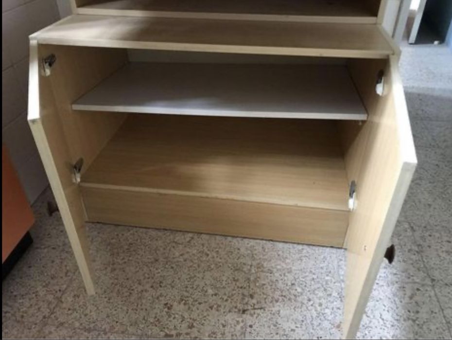 Movel Escrevaninha em Pinho Branco