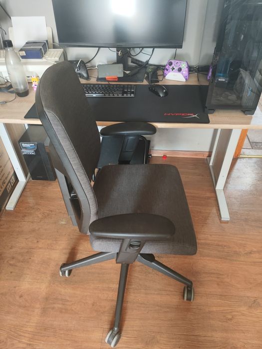 Fotel obrotowy Profim