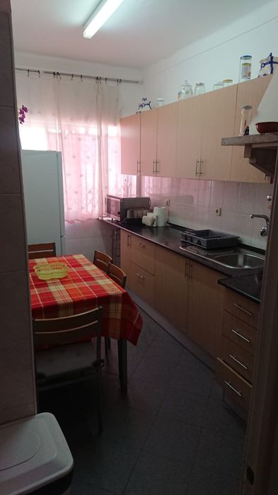 Quarto de casal - Centro de Almada