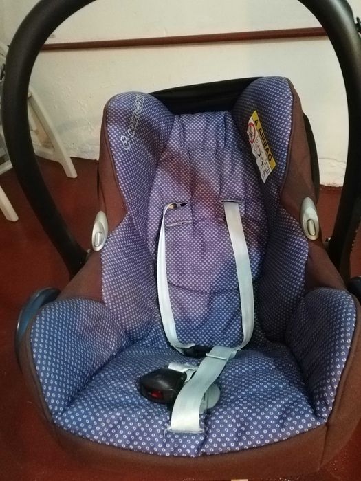 Sprzedam fotelik samochodowy maxi cosi super do 13 kilo