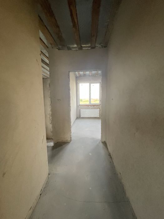 Котедж по Луговій Обарів