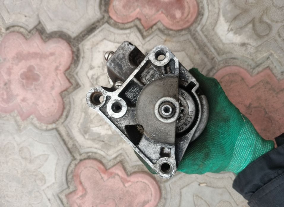 Стартер Renault Traffic 1.9 D 1986-1999 рік Renault Kengoo