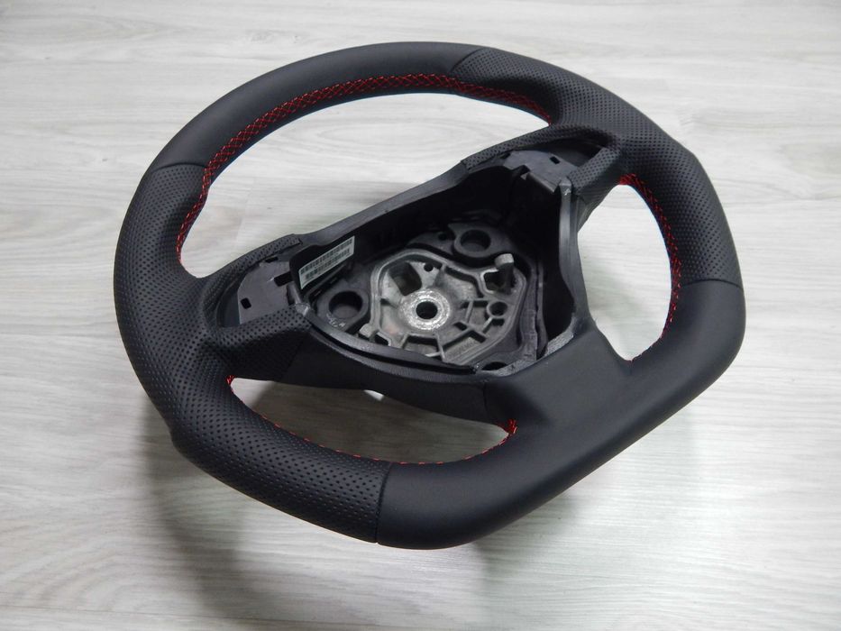 Fiat Bravo II 07-09r. - kierownica pod multi skóra sport czerwona nić