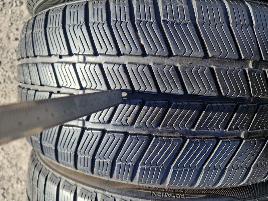 Opony zimowe Barum Polaris 3  225/40r18 (92V) XL