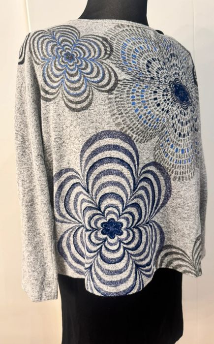 Sweterek z sukienka - 2w1