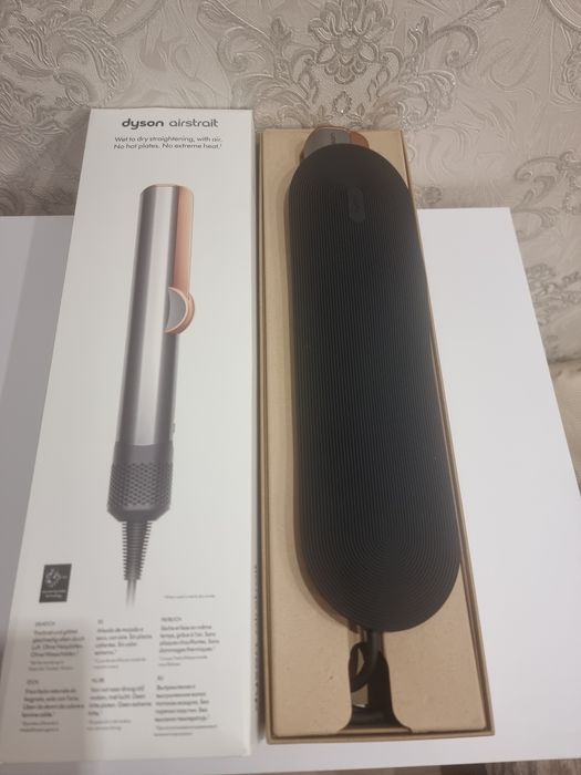 Продам Dyson airstrait