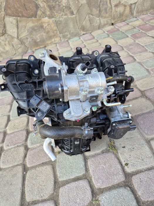 Впускний колектор mazda 3 turbo 2023 рік