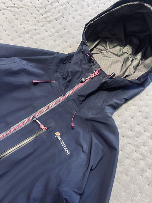 Водонепроникна вітровка montane