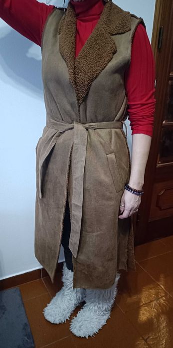 Colete comprido castanho mulher